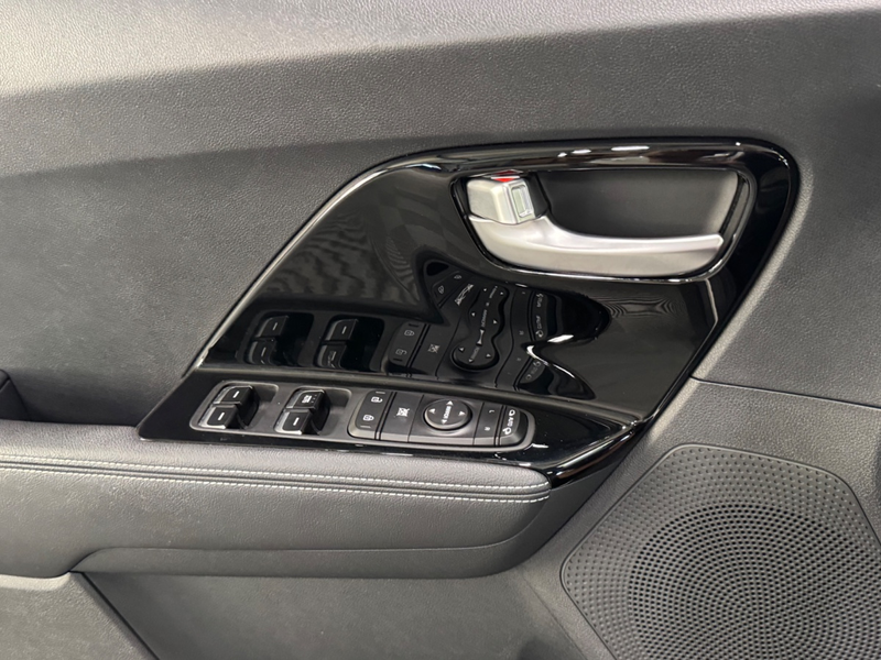 Kia e-Niro DynamicLine 39kWh 3-Fase | SoH 100% | Navi | Camer — photo 22