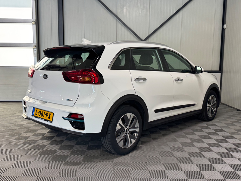 Kia e-Niro DynamicLine 39kWh 3-Fase | SoH 100% | Navi | Camer — photo 2