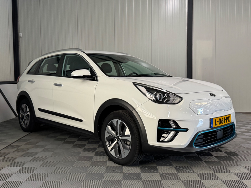 Kia e-Niro DynamicLine 39kWh 3-Fase | SoH 100% | Navi | Camer — photo 6