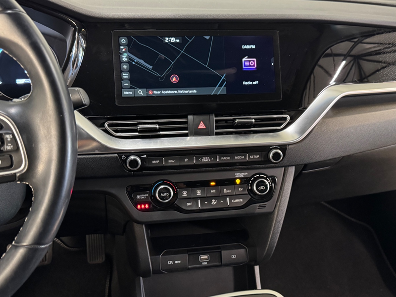 Kia e-Niro DynamicLine 39kWh 3-Fase | SoH 100% | Navi | Camer — photo 17