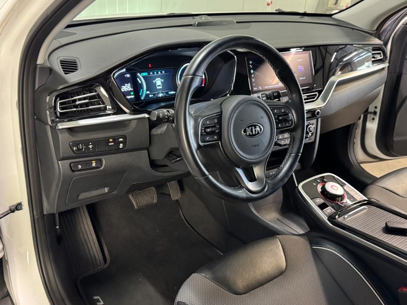 Kia e-Niro DynamicLine 39kWh 3-Fase | SoH 100% | Navi | Camer — photo 16