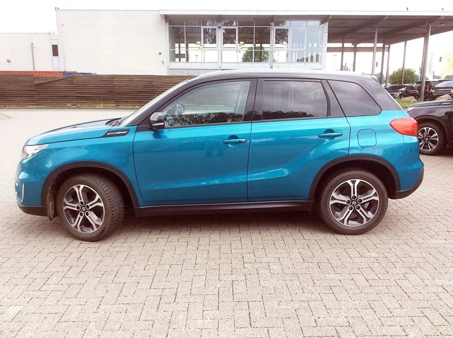 Suzuki Vitara 1.6 (4x4) Allgrip Comfort+ Blau - 2