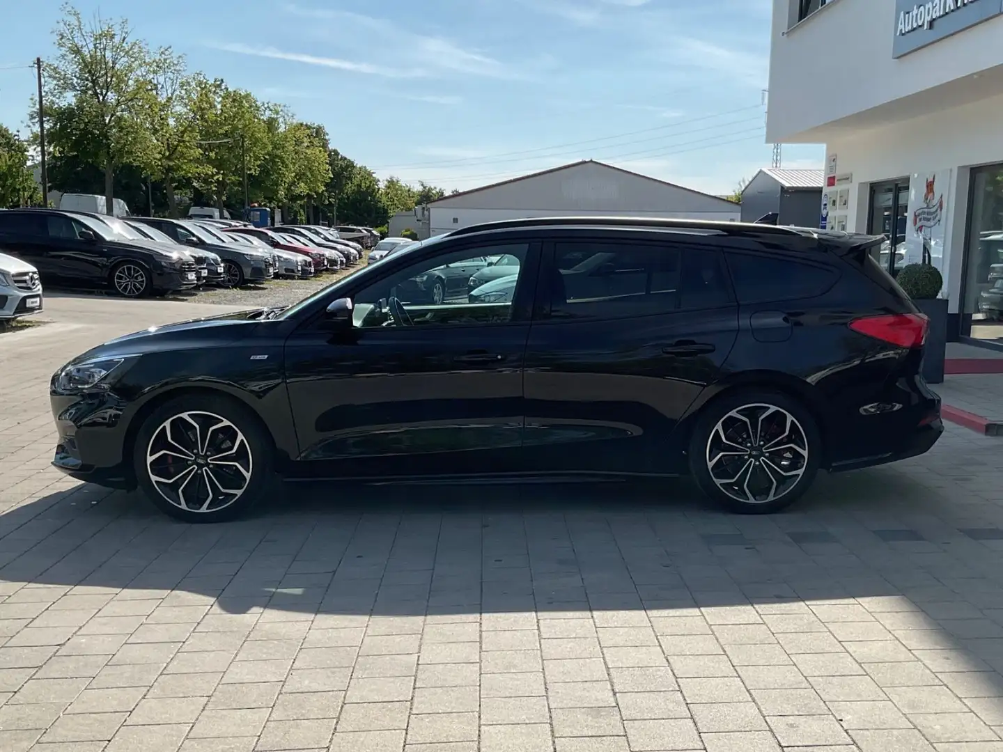 Ford Focus Turnier ST-Line X LED Nav RFK DAB ACC ViCo Schwarz - 2