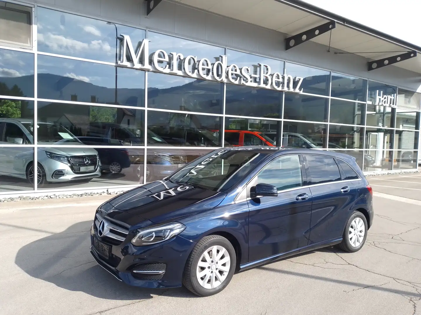 Mercedes-Benz B 200 d Austria Edition Aut. Blau - 1