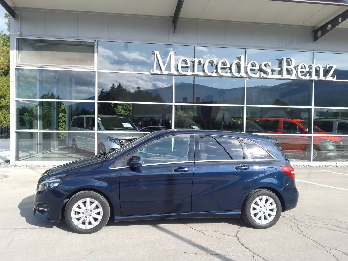 Mercedes-Benz B 200 d Austria Edition Aut. Blau - 2