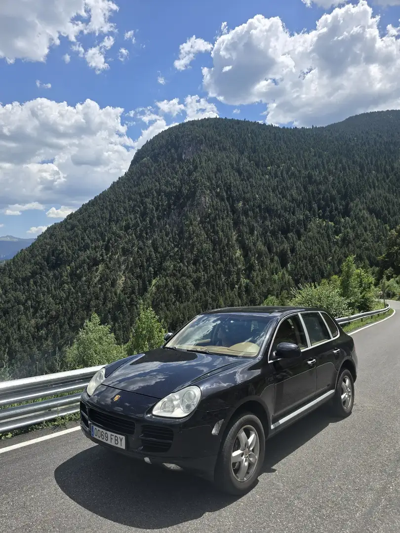 Porsche Cayenne V6 Auto - 1