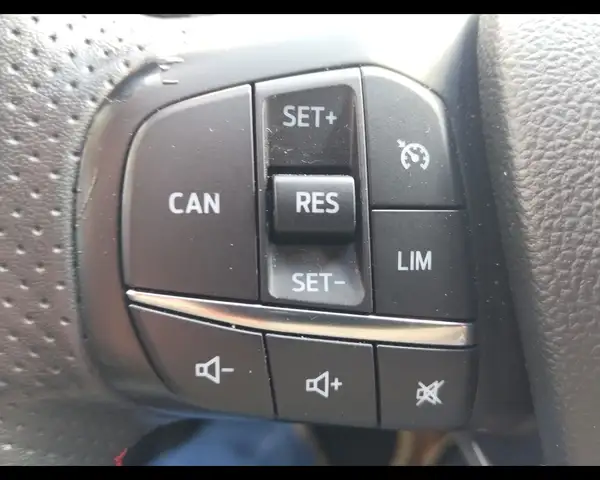 Ford Focus view 12