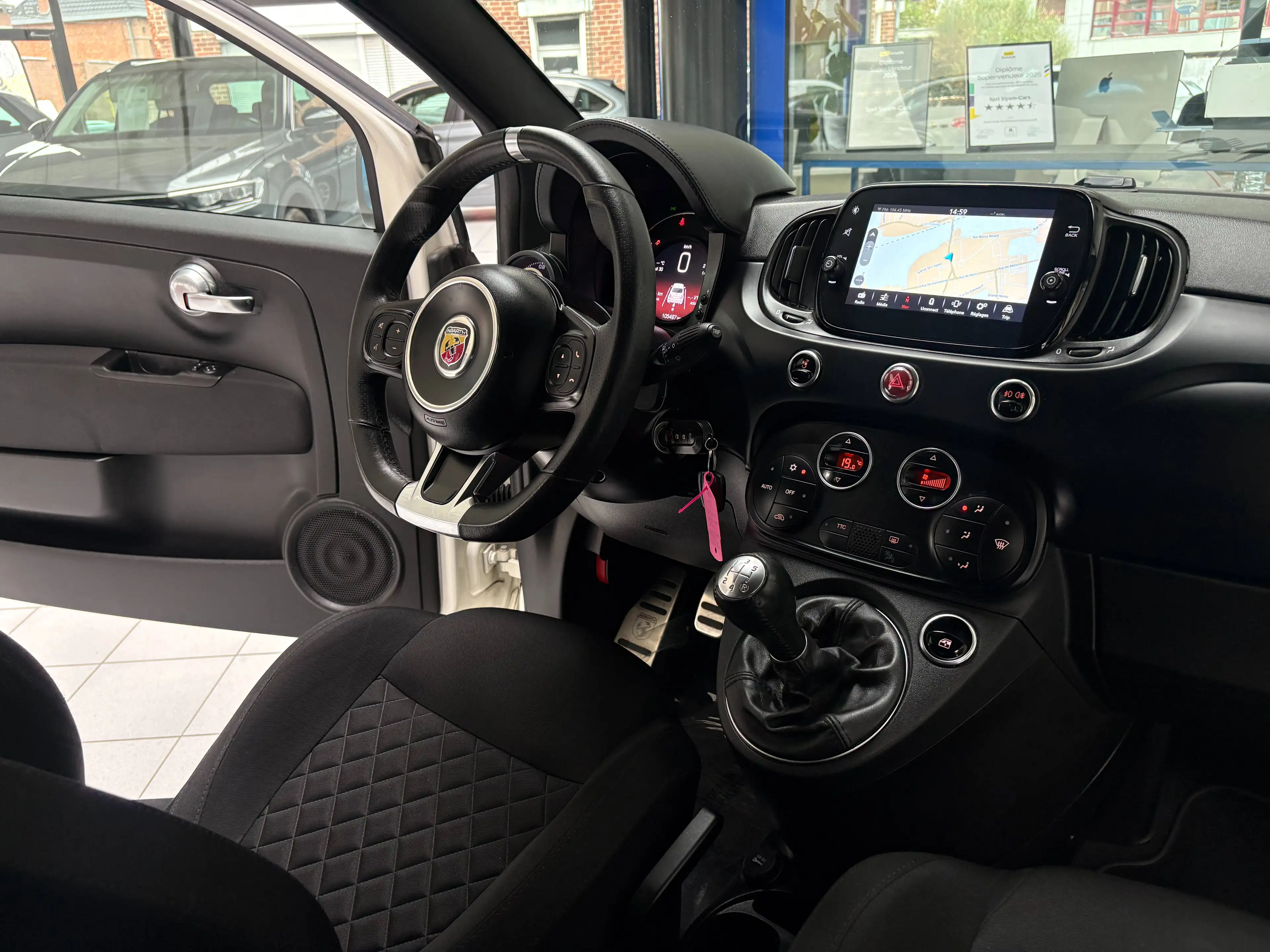 Fiat 500 Abarth 1.4i *F595 * GPS * PDC * JANTES * CARNET * SPORT * — photo 12