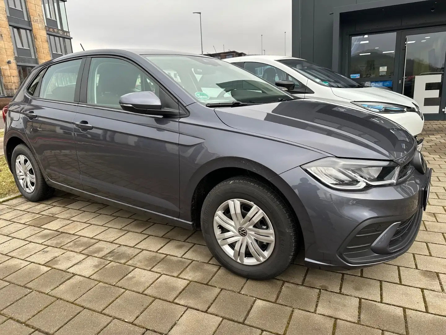 Volkswagen Polo 1.0 59kW Life Gris - 2