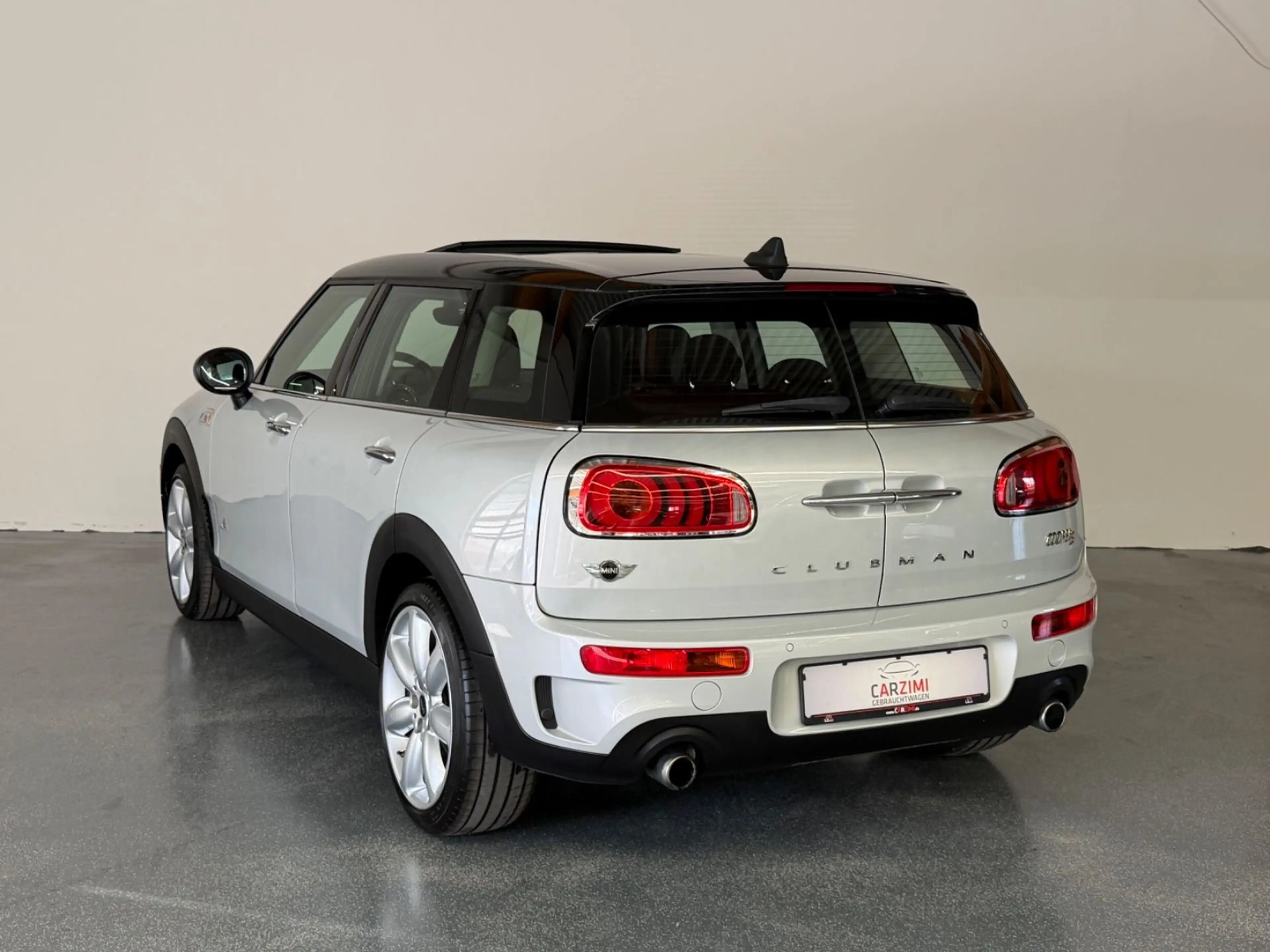 MINI Cooper S Clubman All4 JCW LED Leder Panorama — photo 8