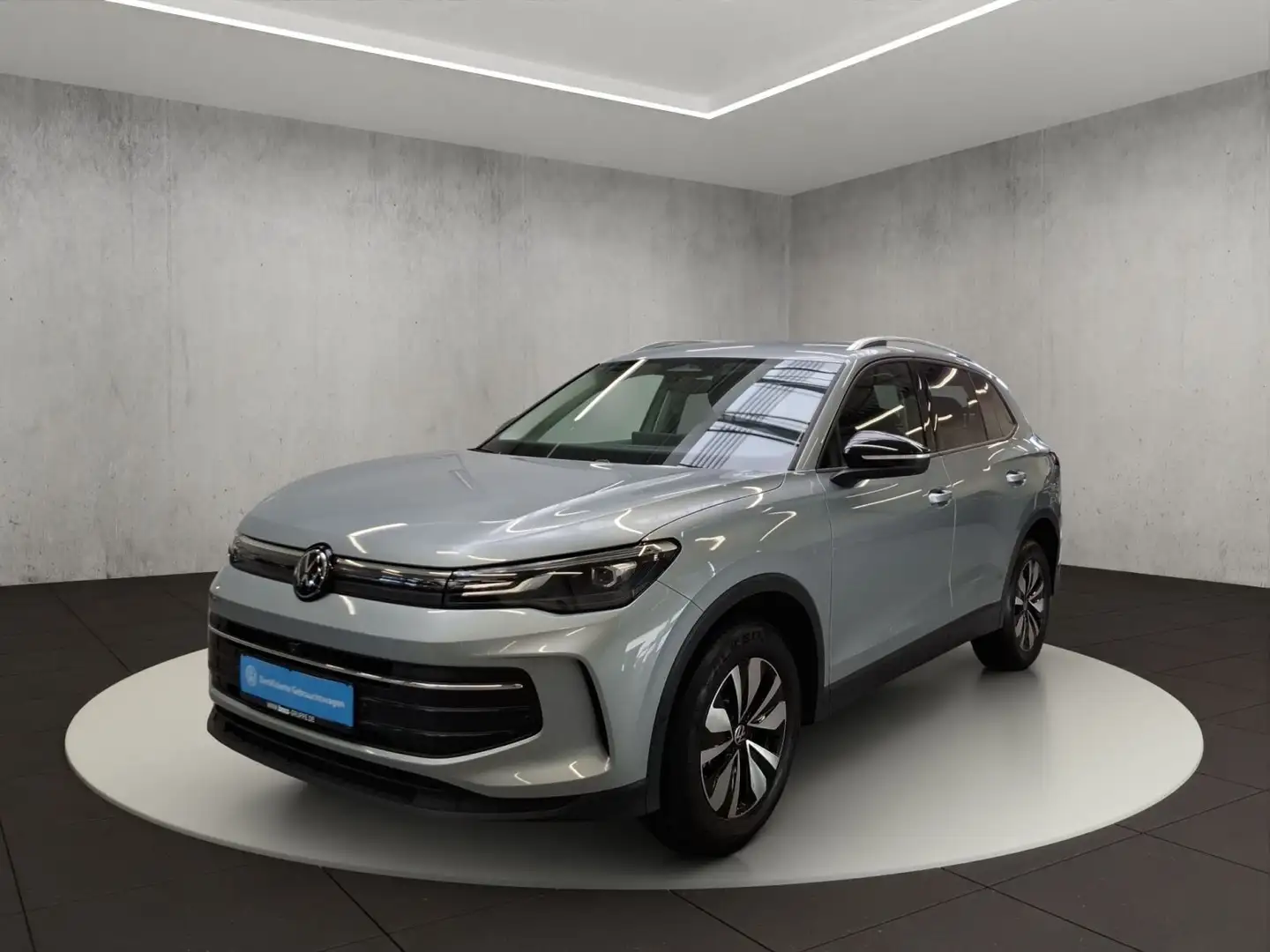 Volkswagen Tiguan Life 2,0 l TDI SCR 4MOTION 142 kW (193 PS Zilver - 1