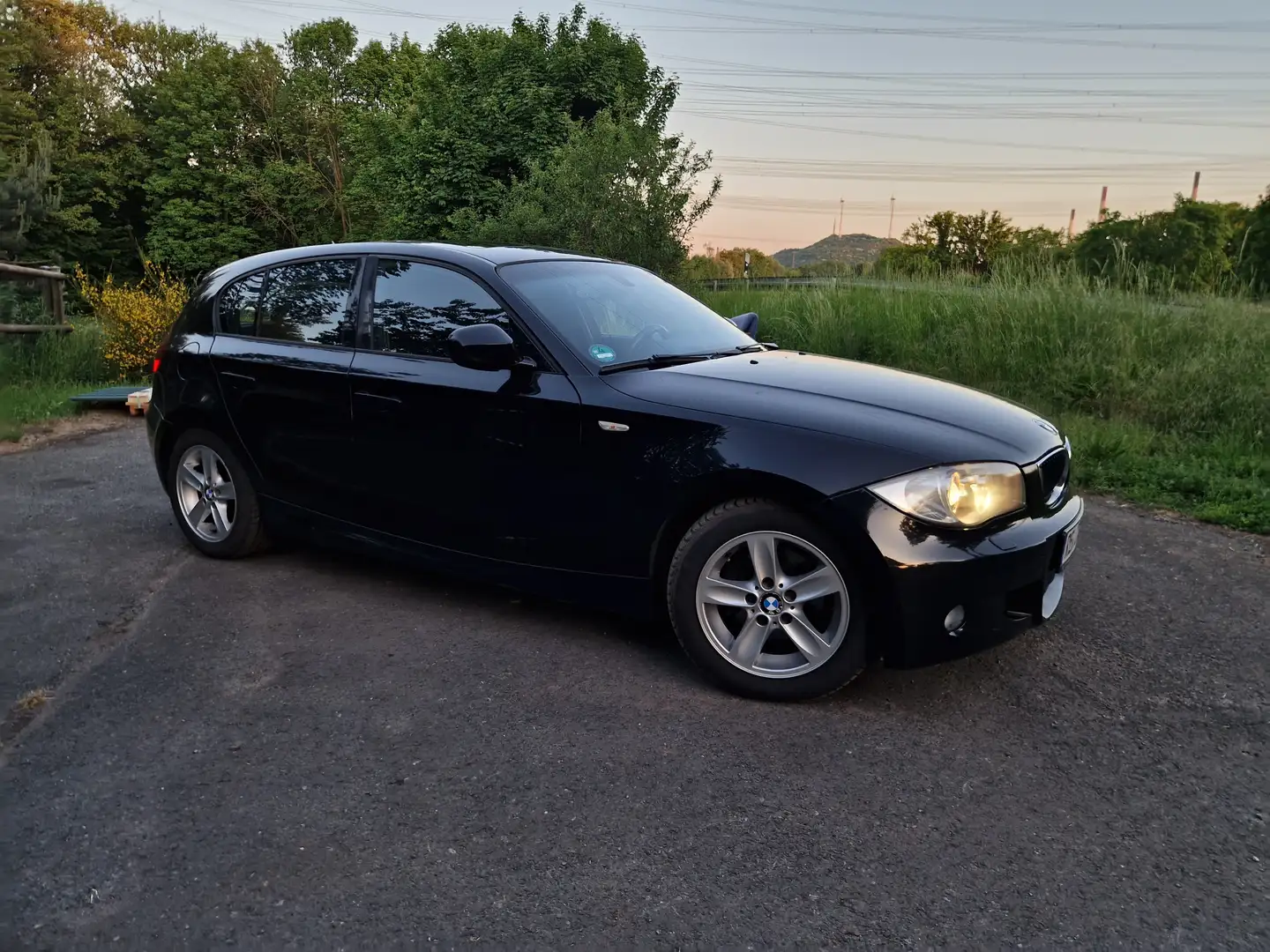 BMW 118 118i Black - 1