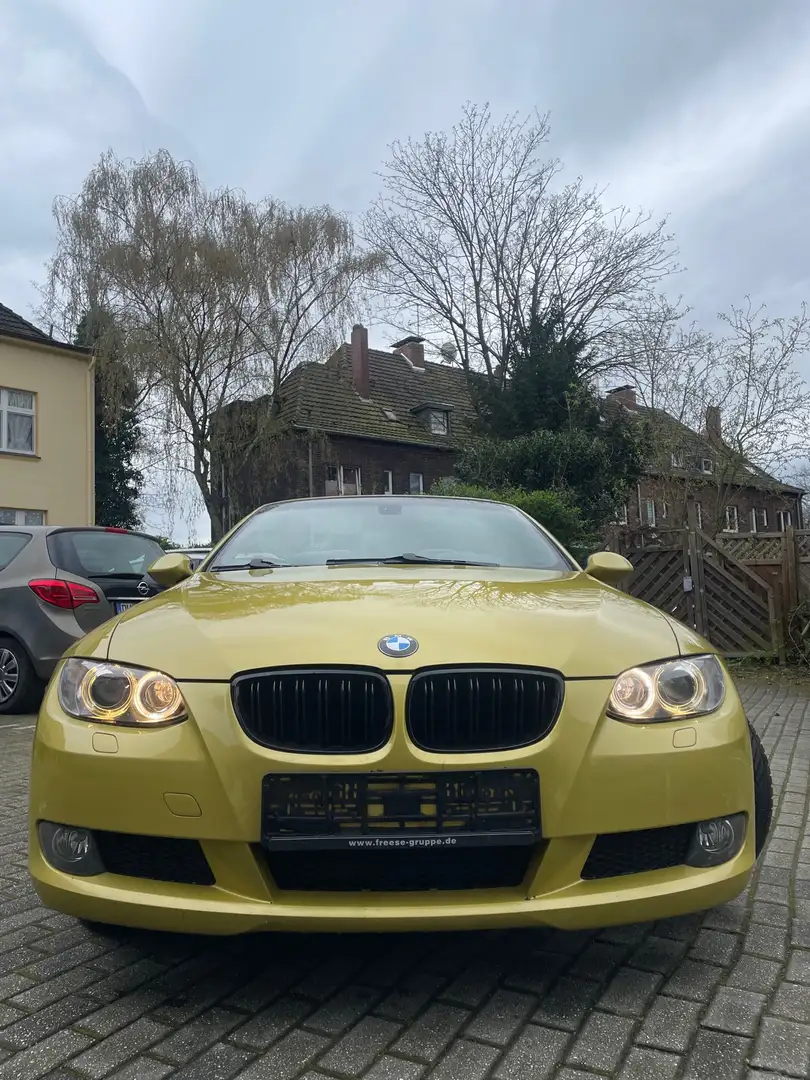 BMW 320 e93 129.000km CABRIO TÜV NEU Yellow - 2