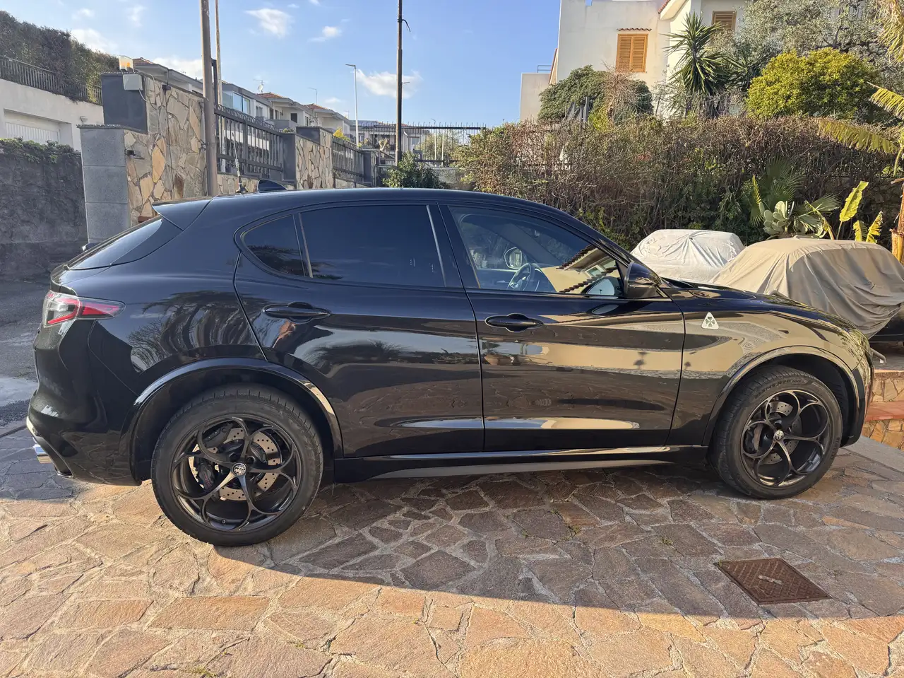 Alfa Romeo Stelvio 2025
