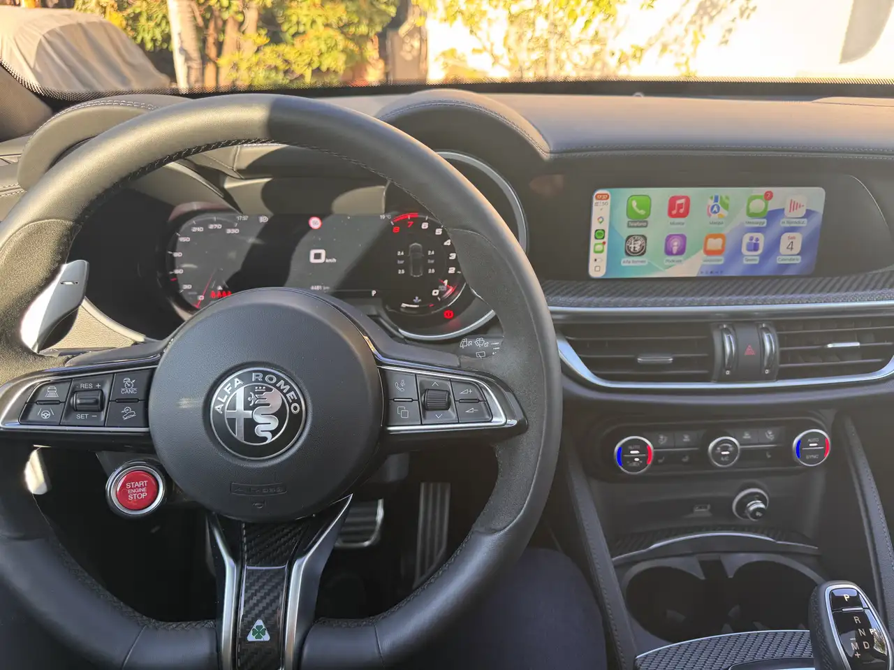 Alfa Romeo Stelvio 2025 — фото 8