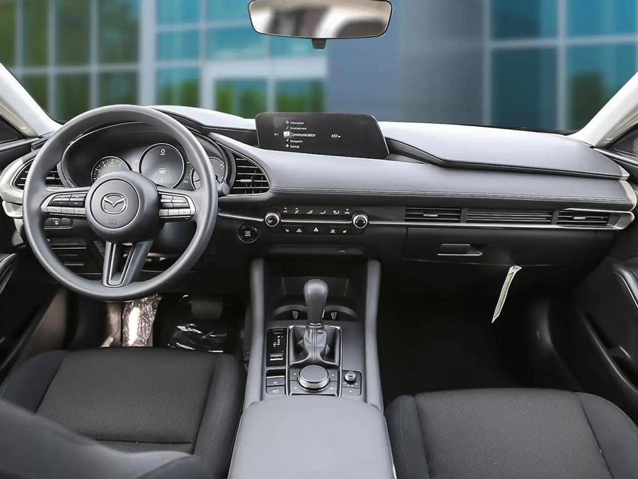 Mazda 3 снимка Mazda 3