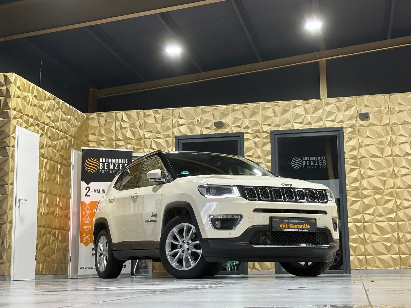 Jeep Compass Limited FWD/NAVI/KAMERA/SOUND/DAB/SHZ Weiß - 1