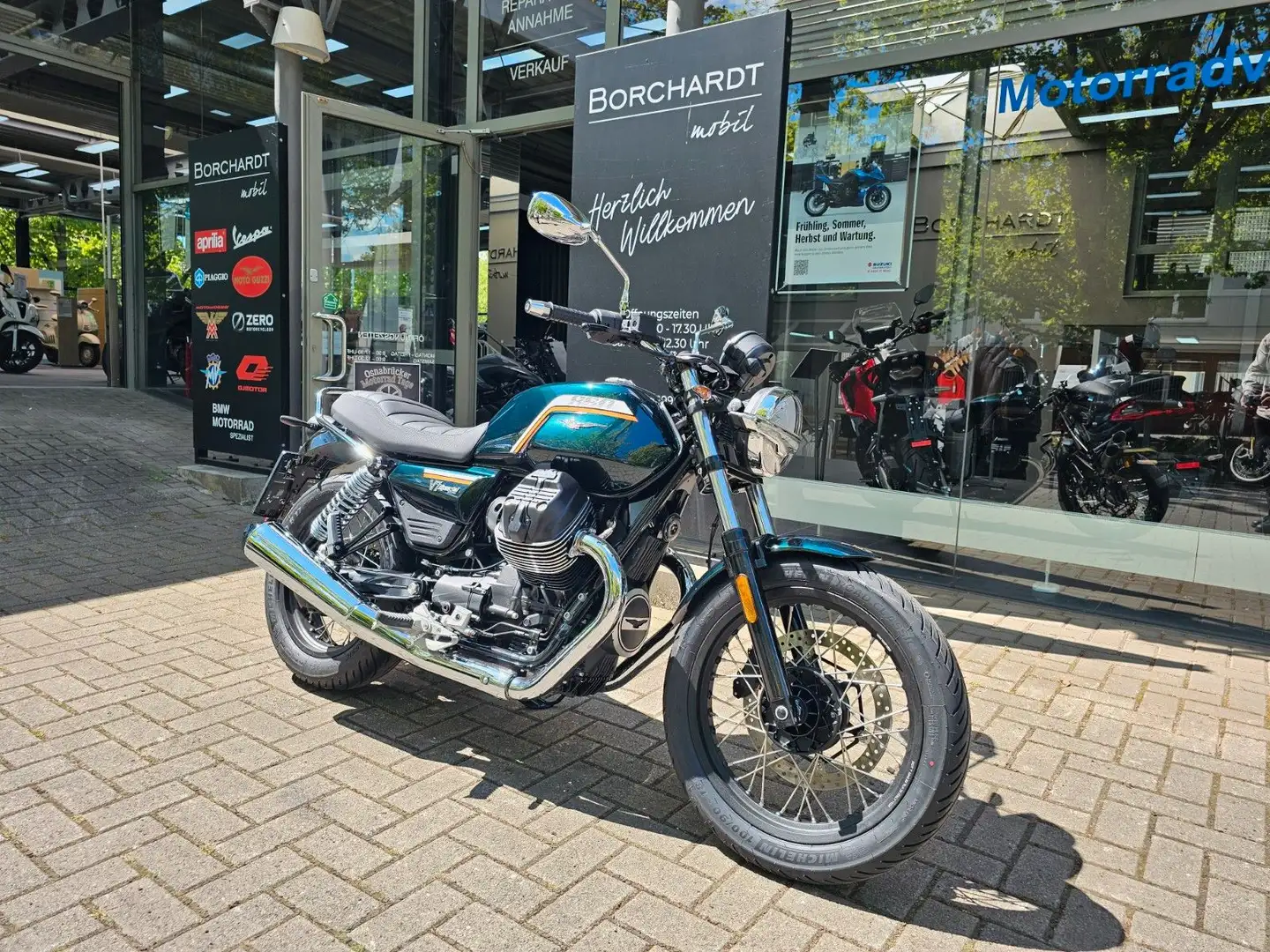 Moto Guzzi V 7 Special Aktionspreis, ABS,LED,TC, 67 PS Zielony - 1