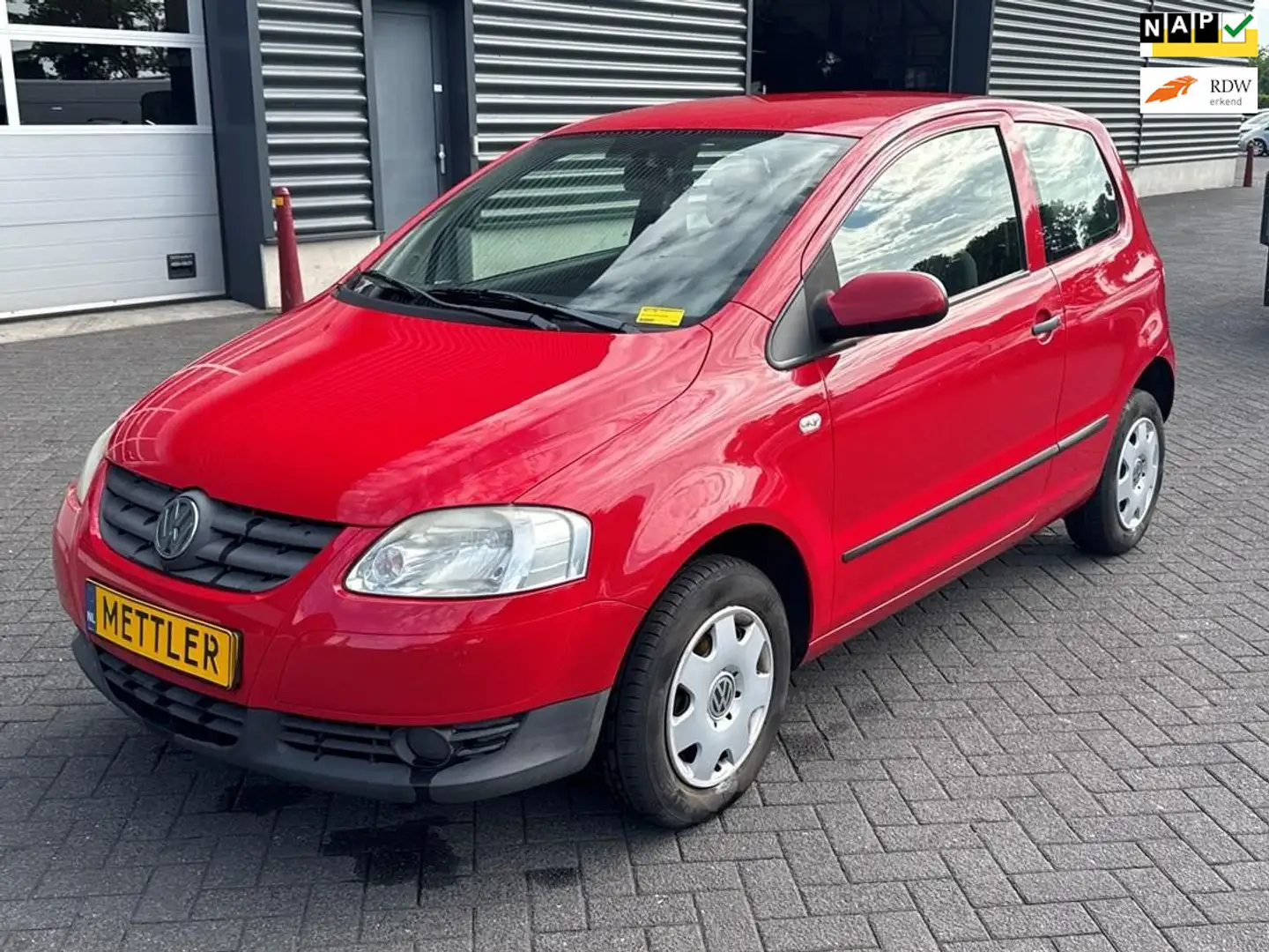 Volkswagen Fox 1.4 Trendline Rood - 1