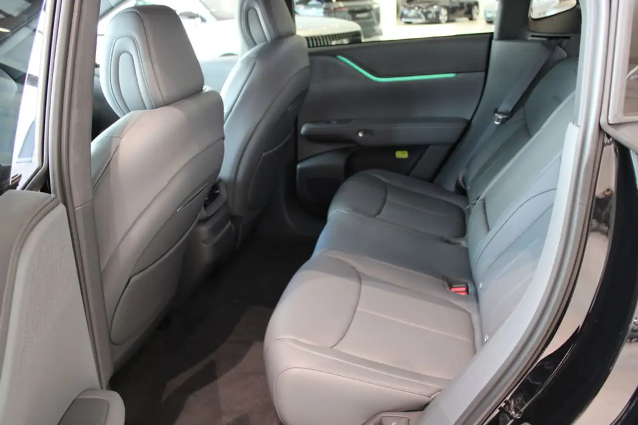 XPENG G6