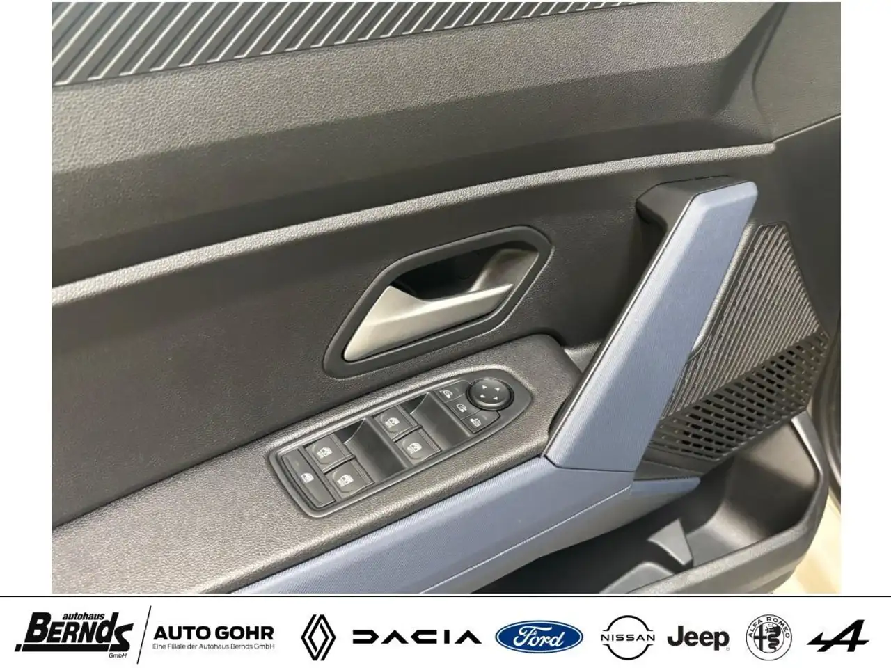 Dacia Duster Hybrid 140 Journey Multiview Kamera Navi 3D HiFi, миниатюра 25