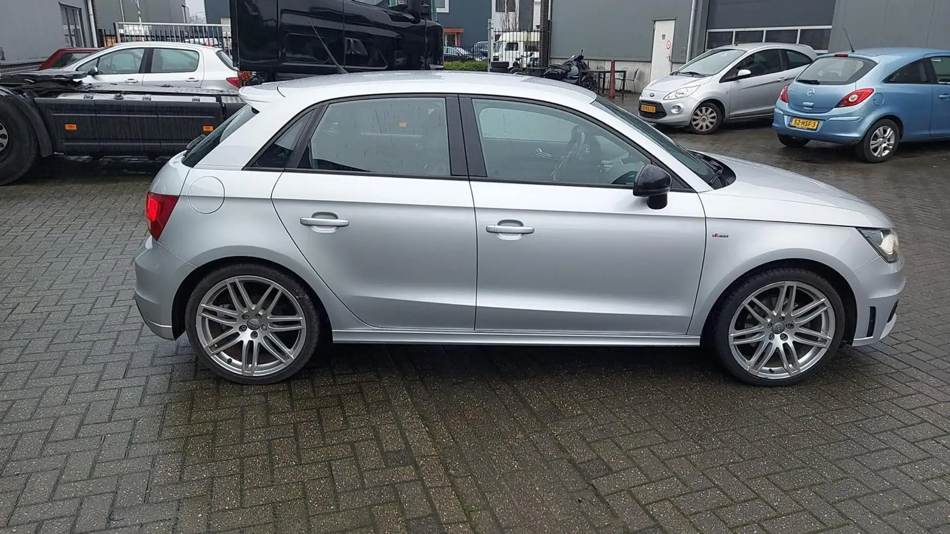 Audi A1 A1 1.4 TFSI Pro Line S Zilver - 1