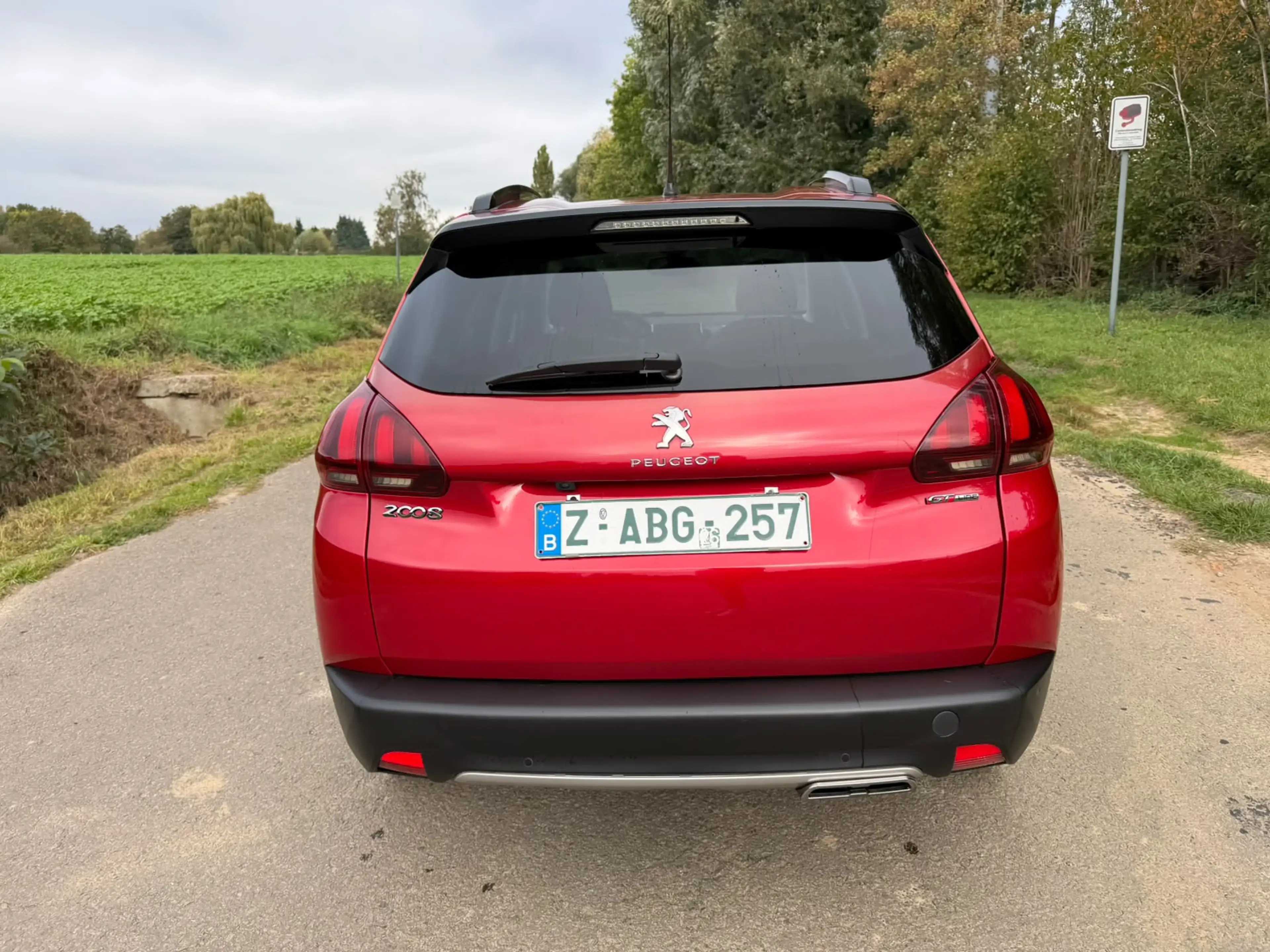 Peugeot 2008 2008 1.2i  GT Line S — photo 4