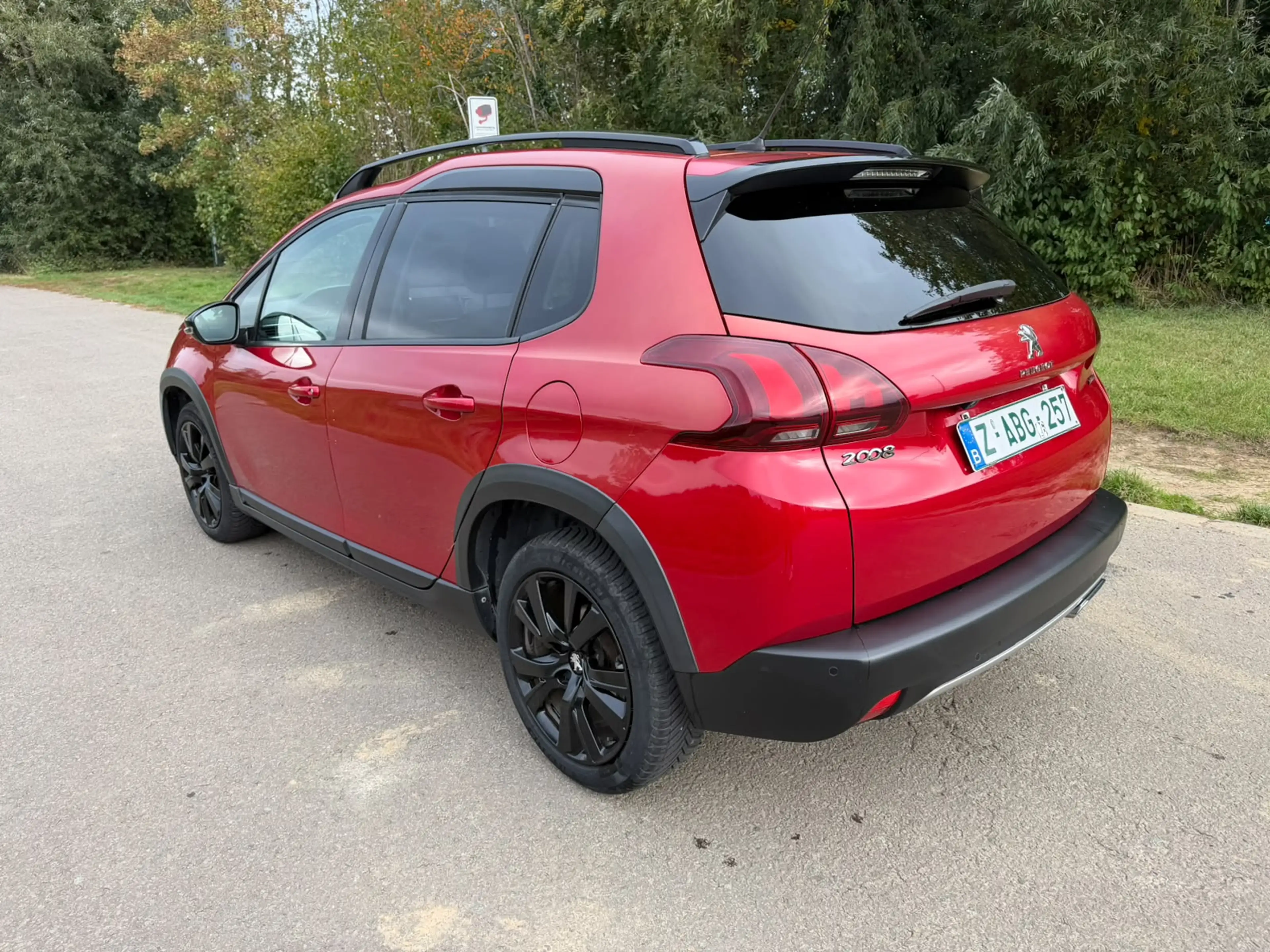 Peugeot 2008 2008 1.2i  GT Line S — photo 5