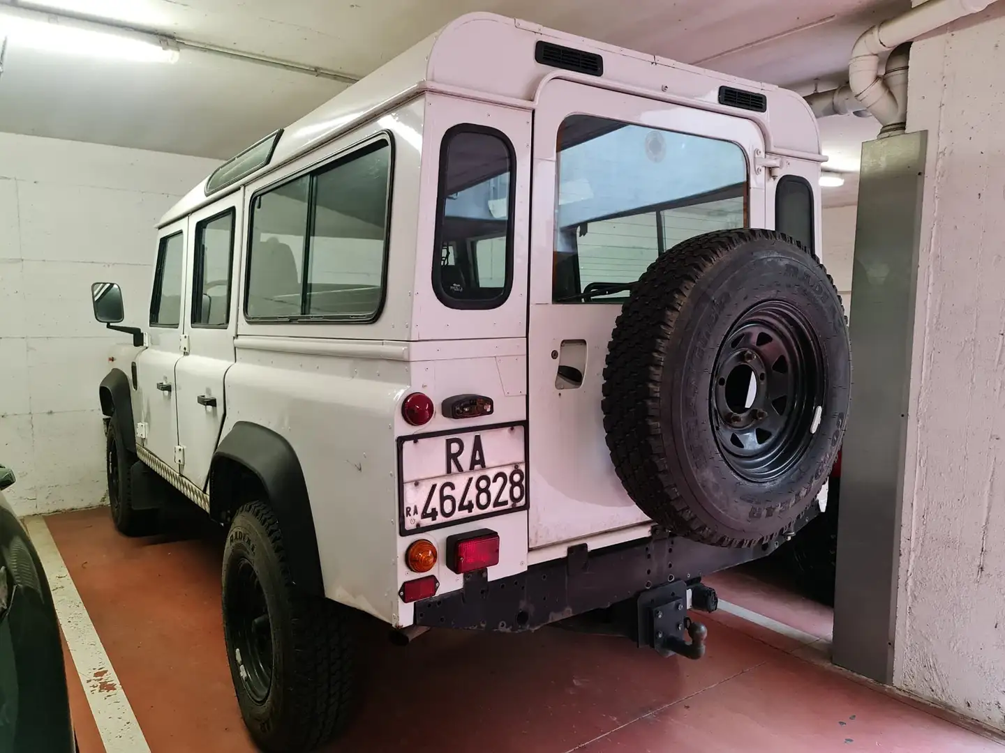 Land Rover Defender 110 2.5 td County SW Bianco - 2