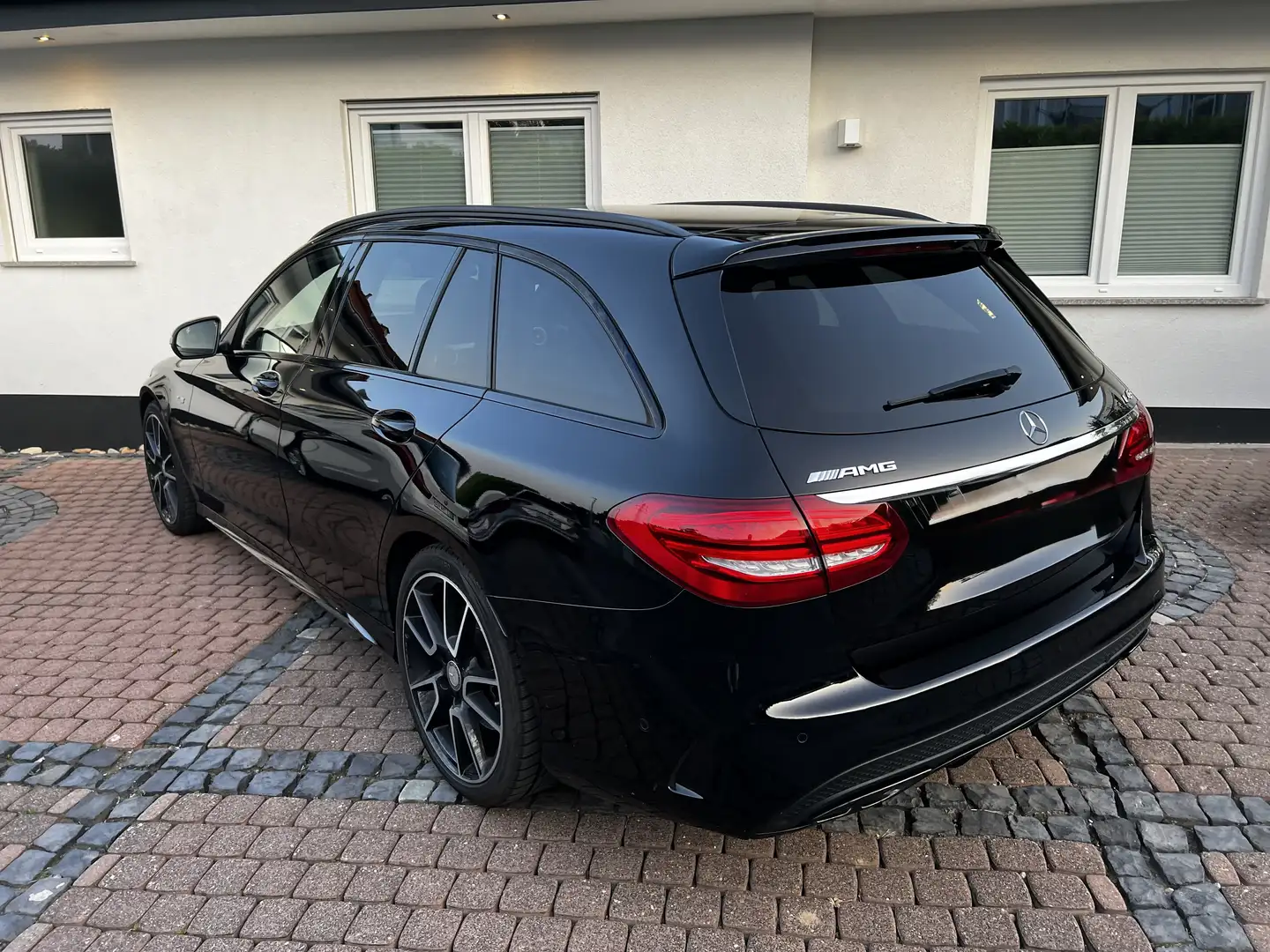 Mercedes-Benz C 43 AMG 4Matic T 9G-TRONIC - 1