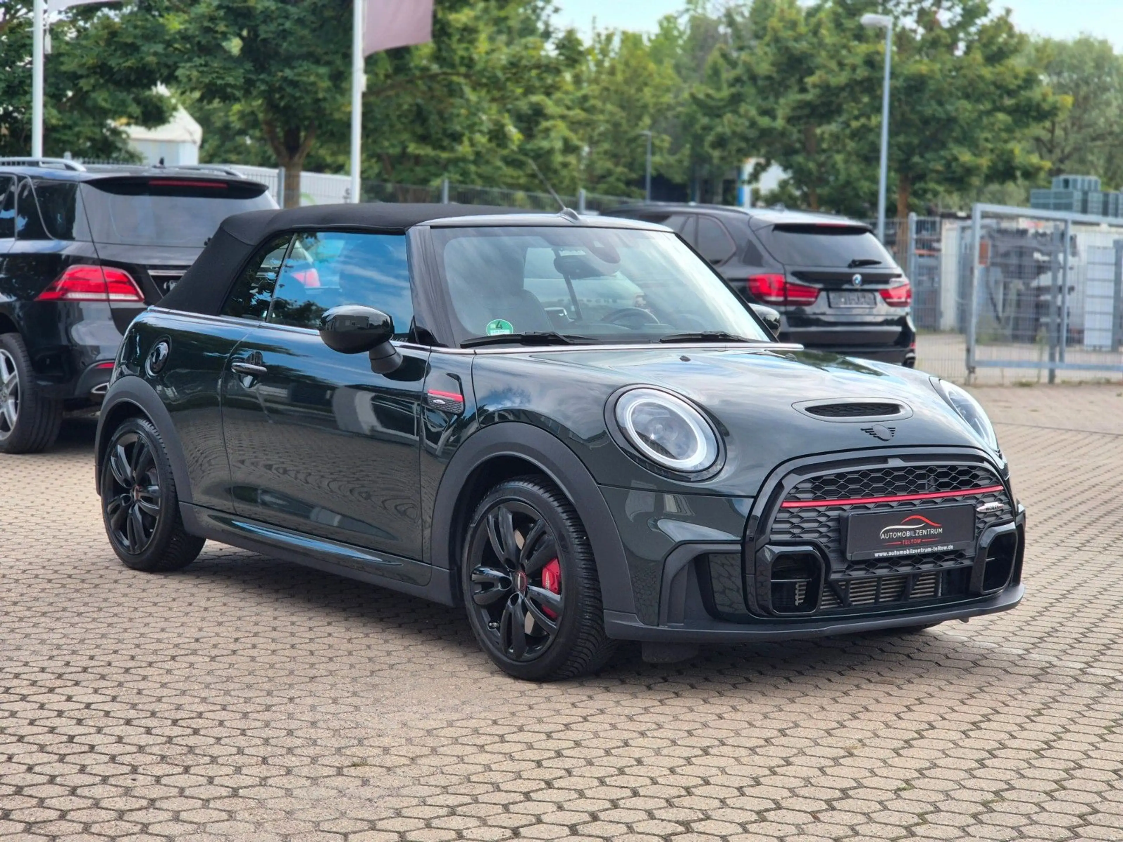 MINI John Cooper Works Cabrio John Cooper Works Trim Cabrio Aut. Premium Paket — photo 7