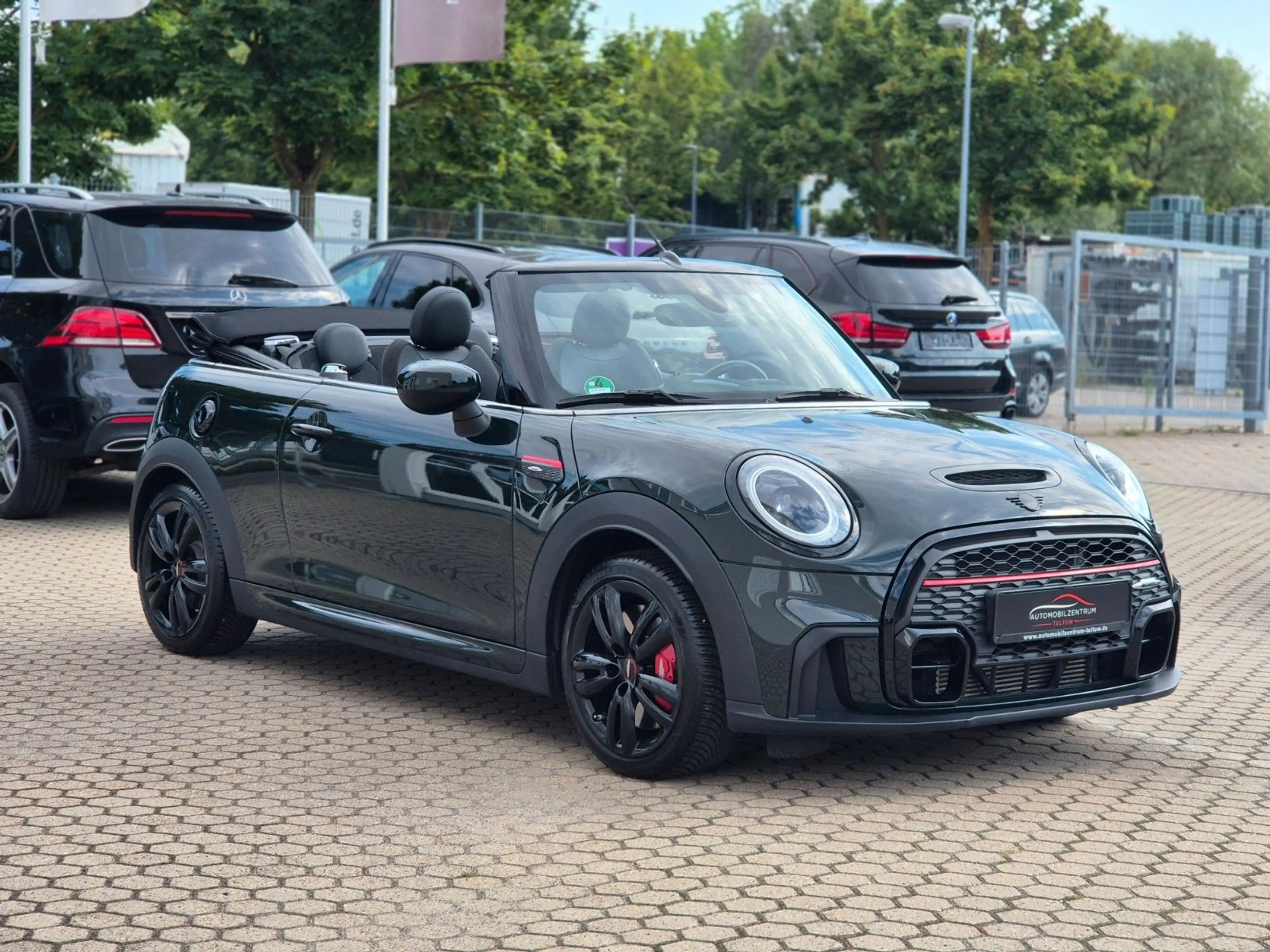 MINI John Cooper Works Cabrio John Cooper Works Trim Cabrio Aut. Premium Paket — photo 11