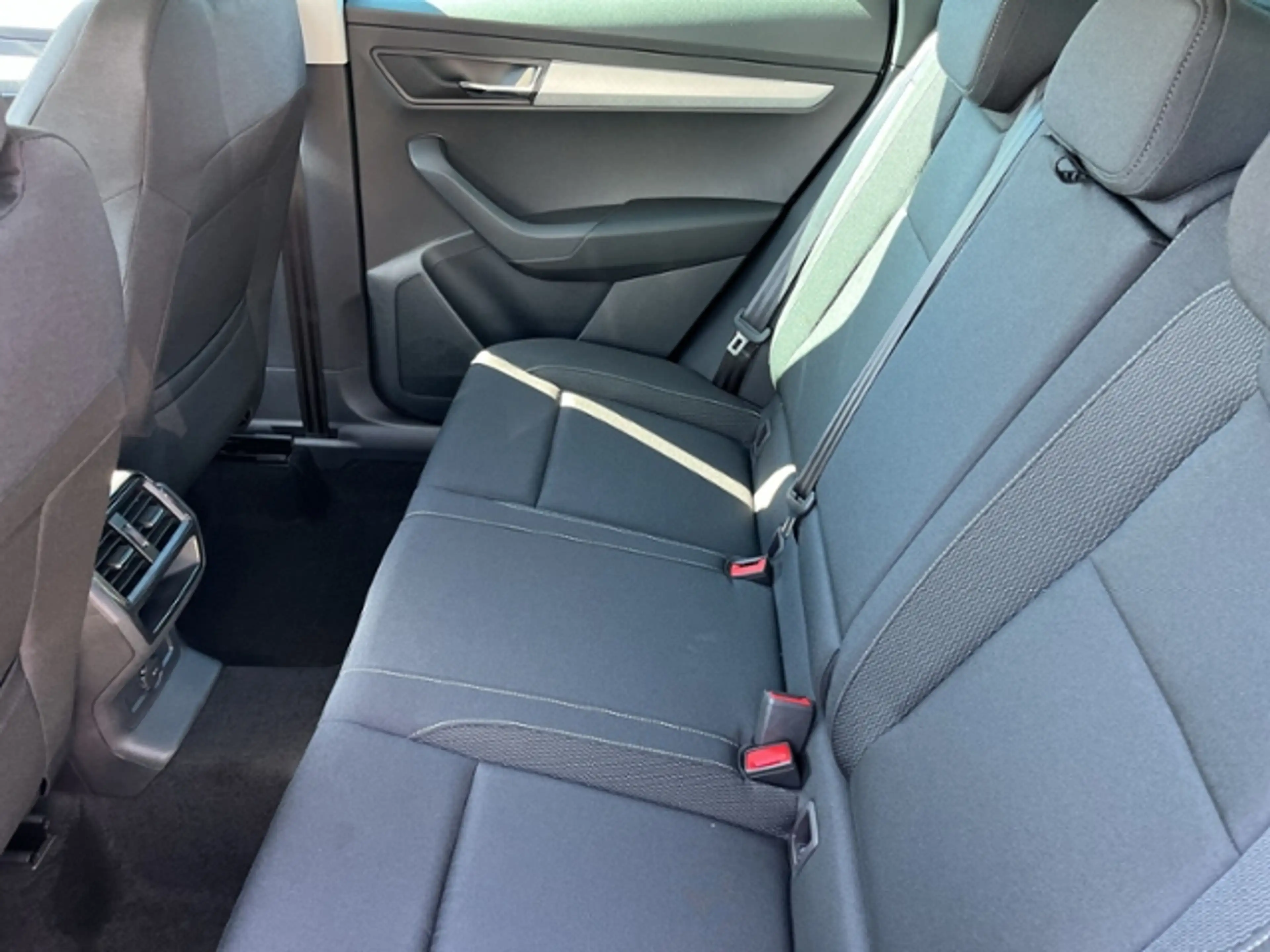 Skoda Karoq 2.0 TDI DSG Balance #Navi #el.Heckklappe #Assiste — photo 11