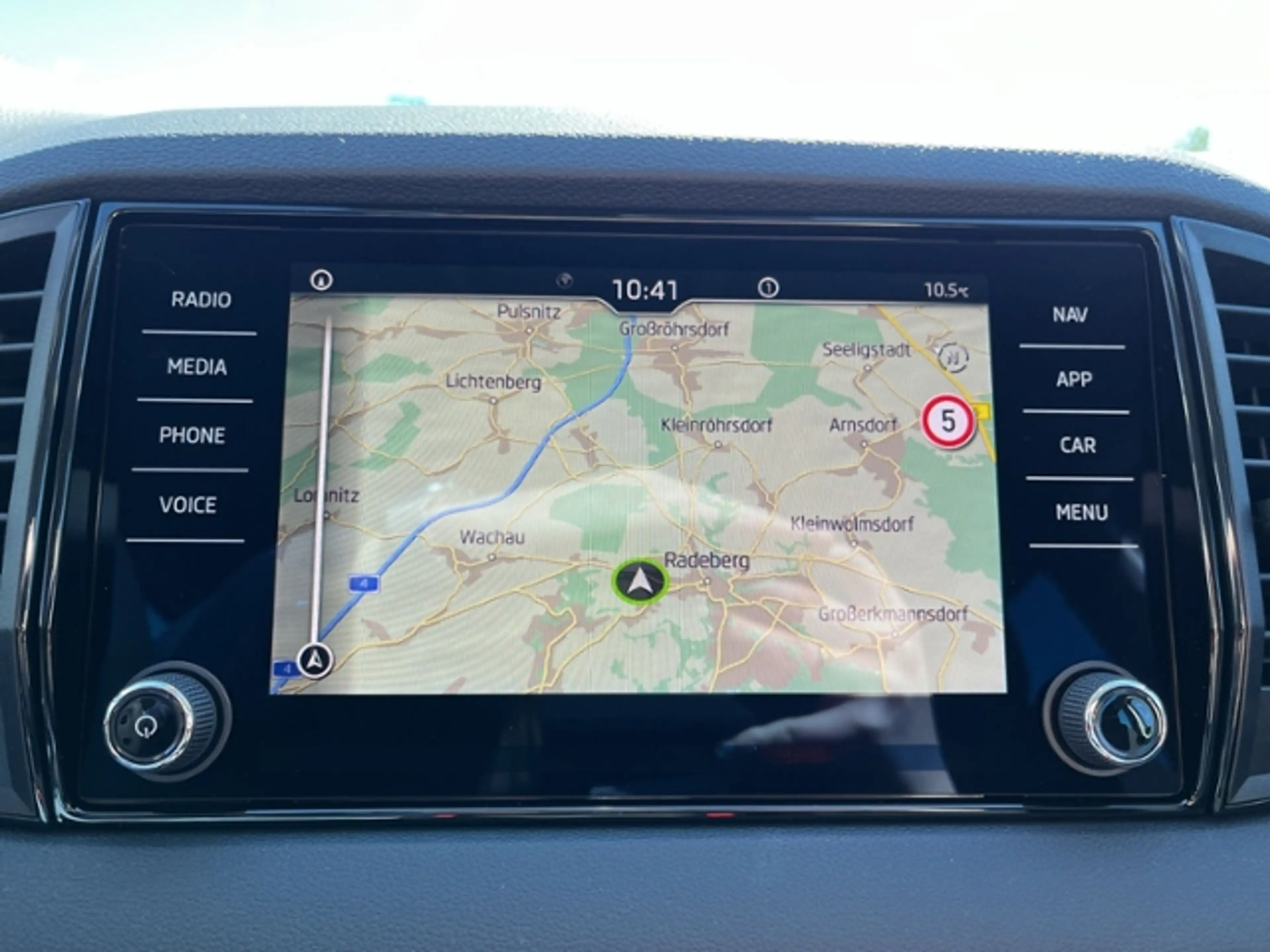 Skoda Karoq 2.0 TDI DSG Balance #Navi #el.Heckklappe #Assiste — photo 15