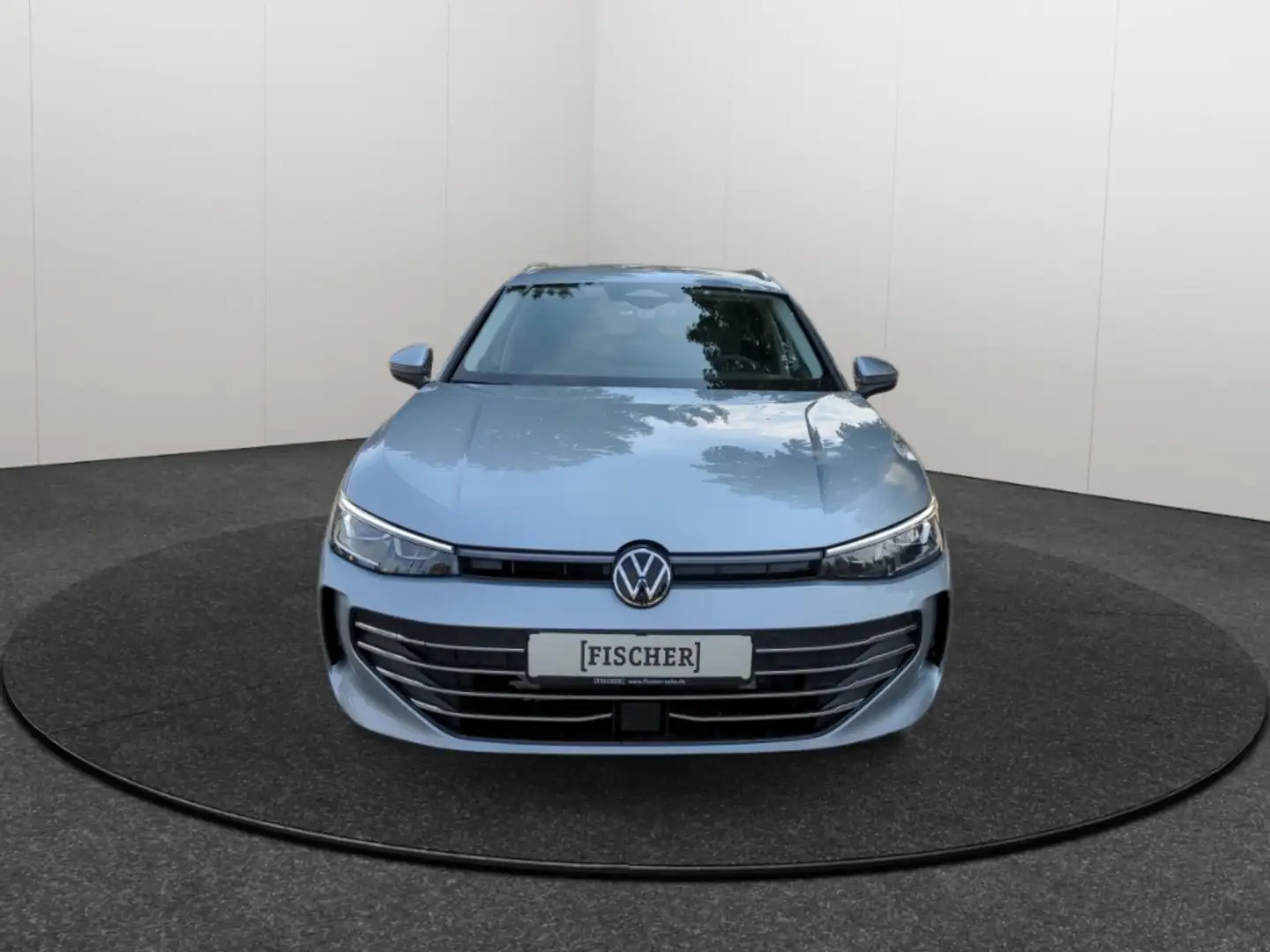 Volkswagen Passat Variant 1.5 eTSI DSG Business Matrix Navi AHK Leder Silber - 2