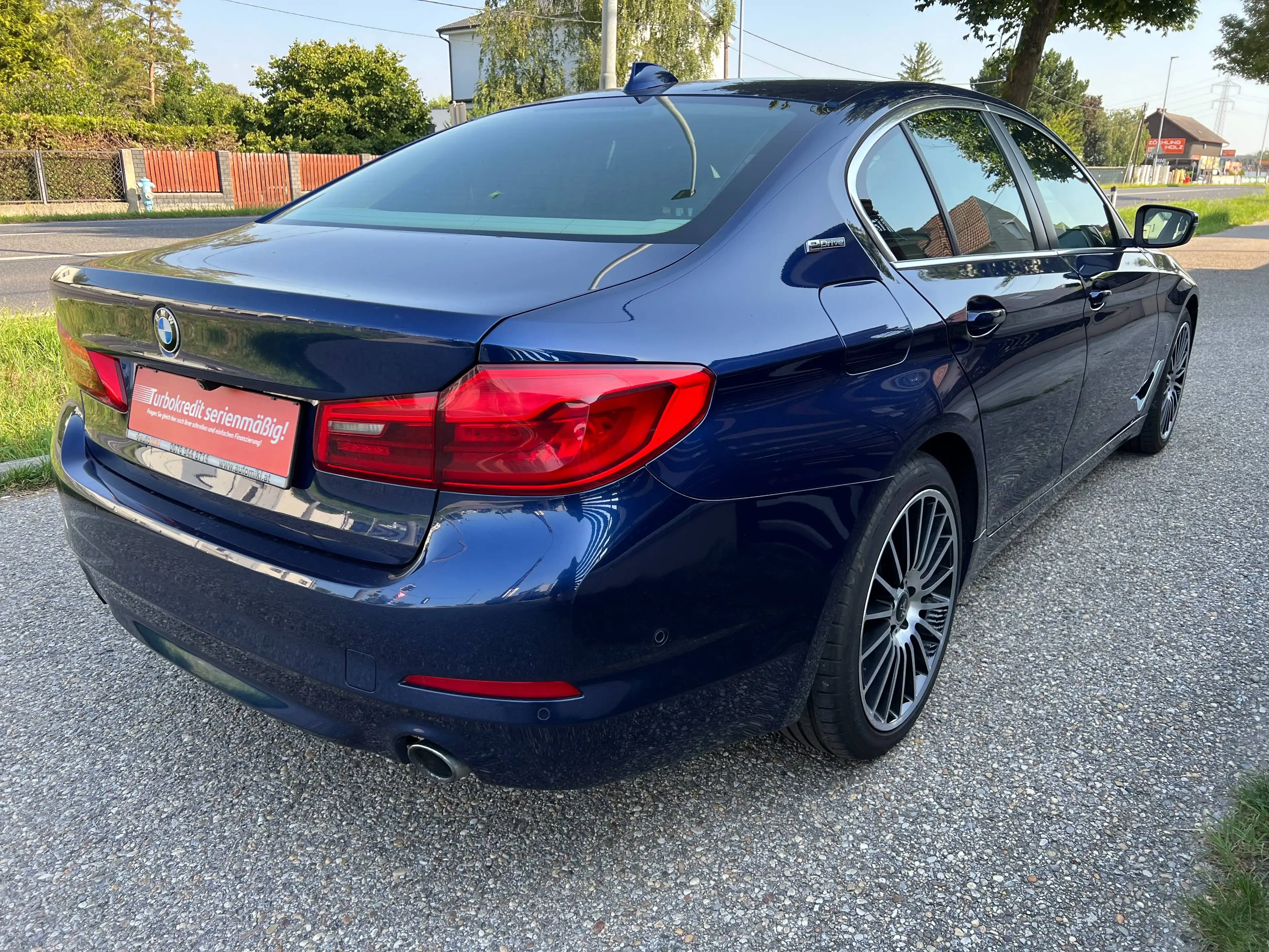 BMW 530 530e PHEV iPerformance — photo 4