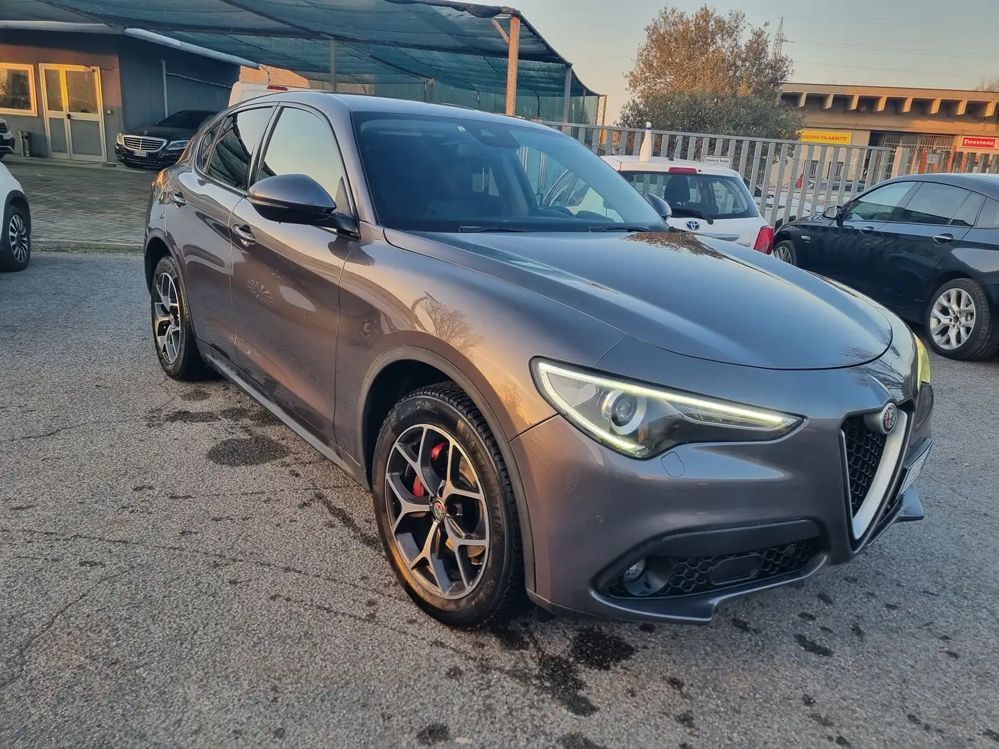 Alfa Romeo Stelvio Stelvio 2017 2.2 t Lusso Q4 210cv auto Gris - 1