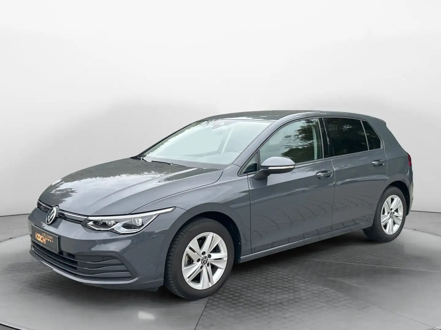 Volkswagen Golf VIII 1.5TSI Life LED Navi Grau - 2