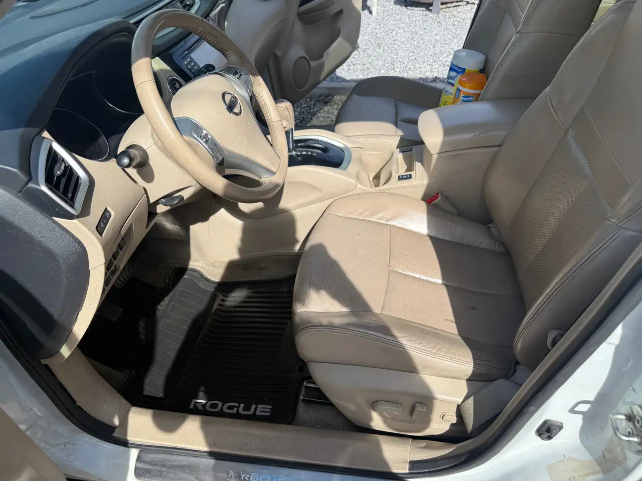 Nissan Rogue снимка Nissan Rogue