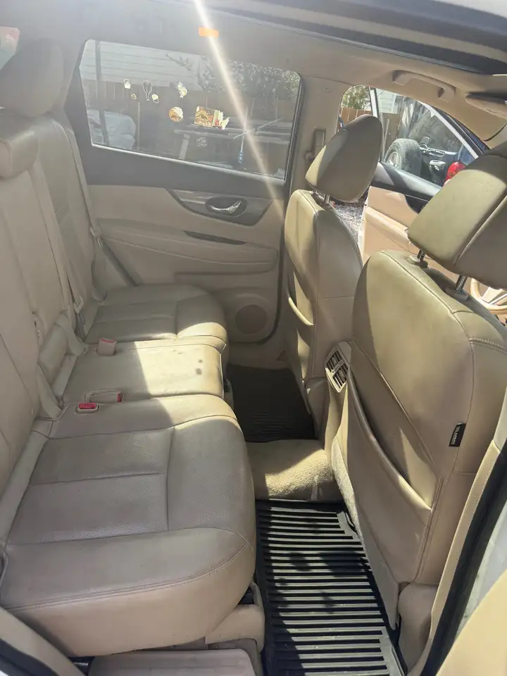 Nissan Rogue снимка Nissan Rogue
