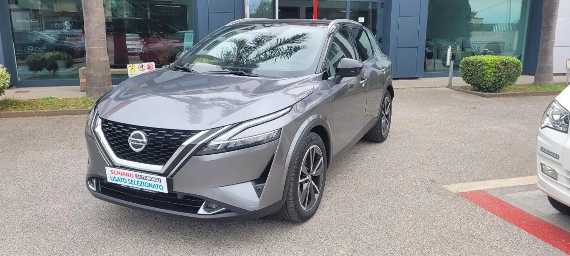 Nissan Qashqai MHEV 158 CV Xtronic 4WD Tekna Grigio - 2