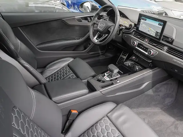 Audi RS5 view 8