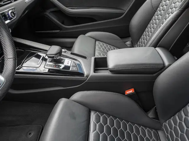 Audi RS5 view 15