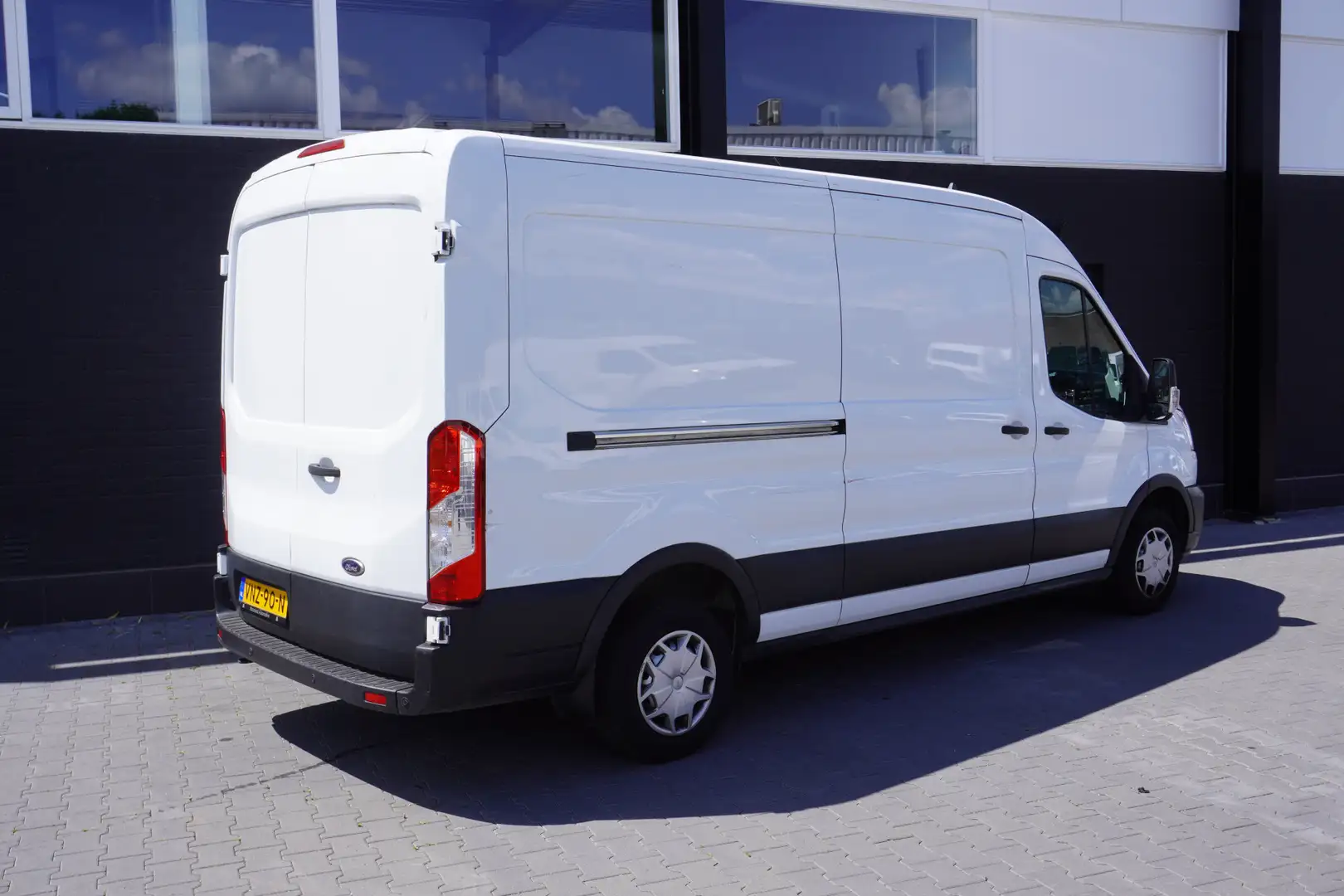 Ford Transit 2.0 TDCI L3H2 - 2x Schuifdeur EURO 6 - Airco - Cru Wit - 2