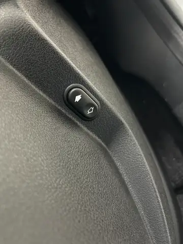 Ford S-Max view 10