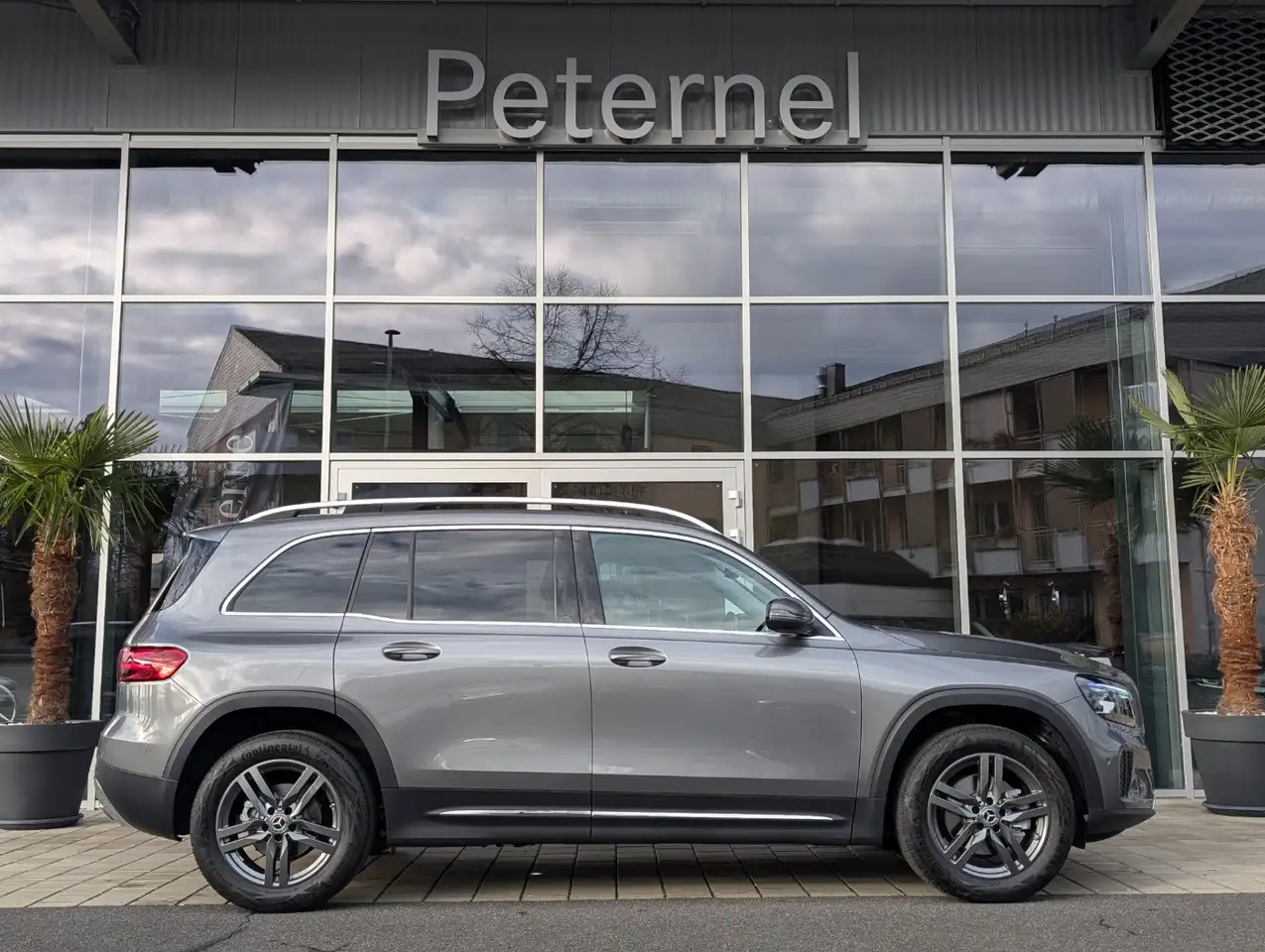Mercedes-Benz GLB 200 Progressive PTS Shz Mbeam eHeck AUT RKam 8
