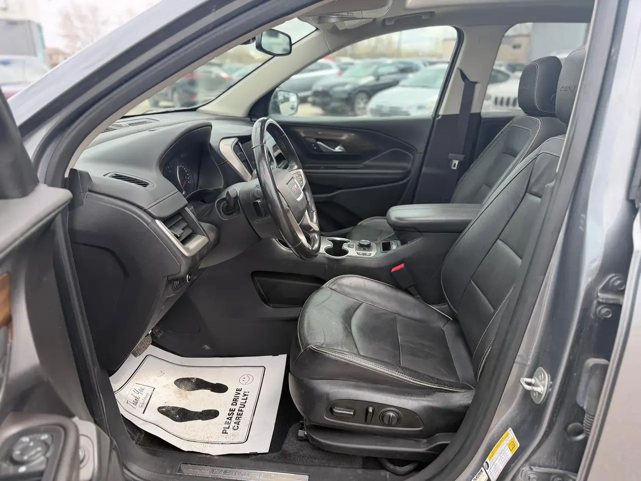 GMC Terrain снимка GMC Terrain