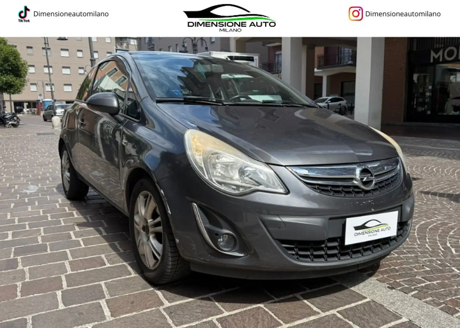 Opel Corsa Corsa IV 2010 3p 1.2 (elective) Gpl-tech 85cv Gris - 1