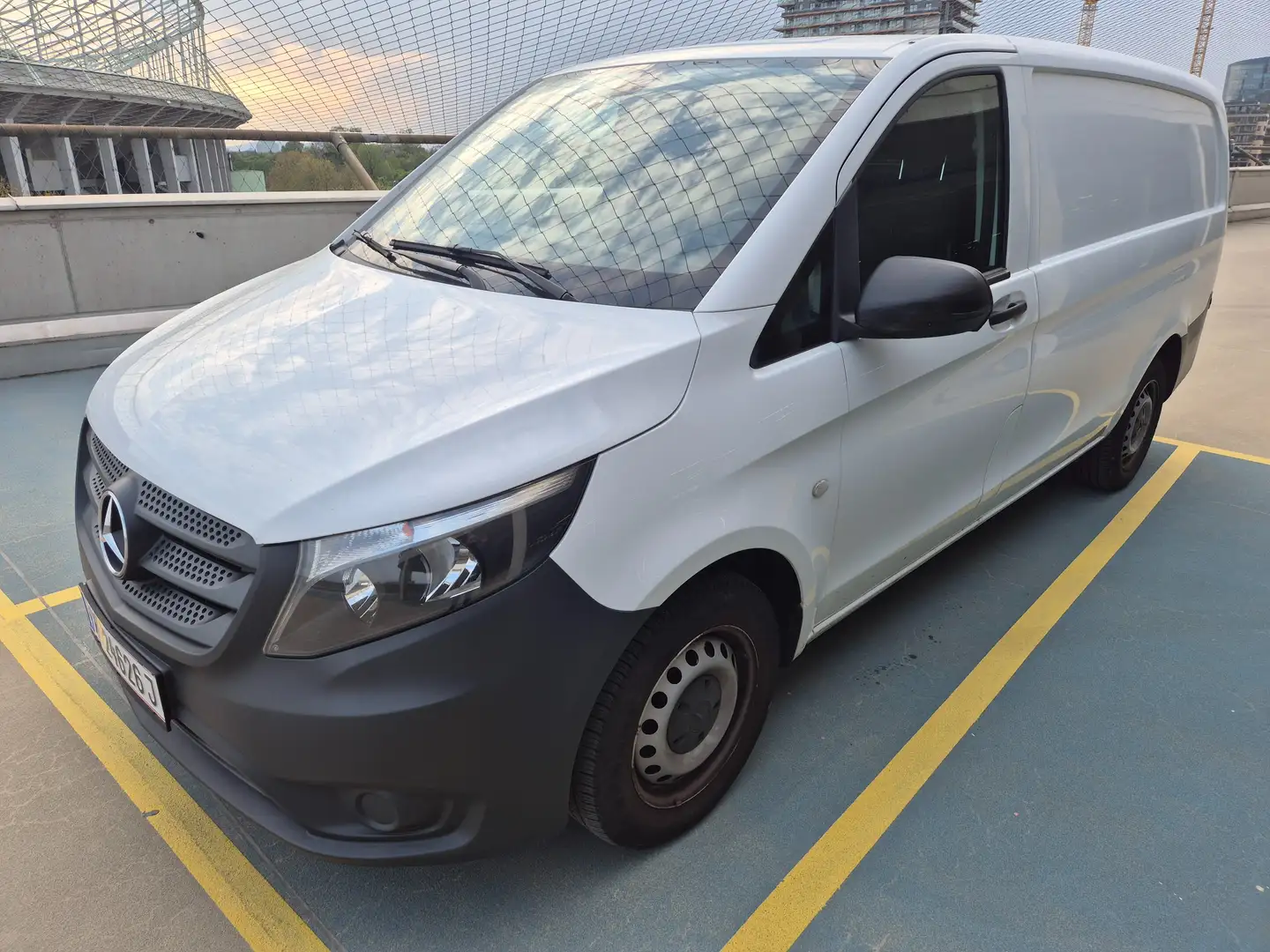 Mercedes-Benz Vito Vito Tourer Worker 111 CDI lang Tourer Worker Weiß - 1