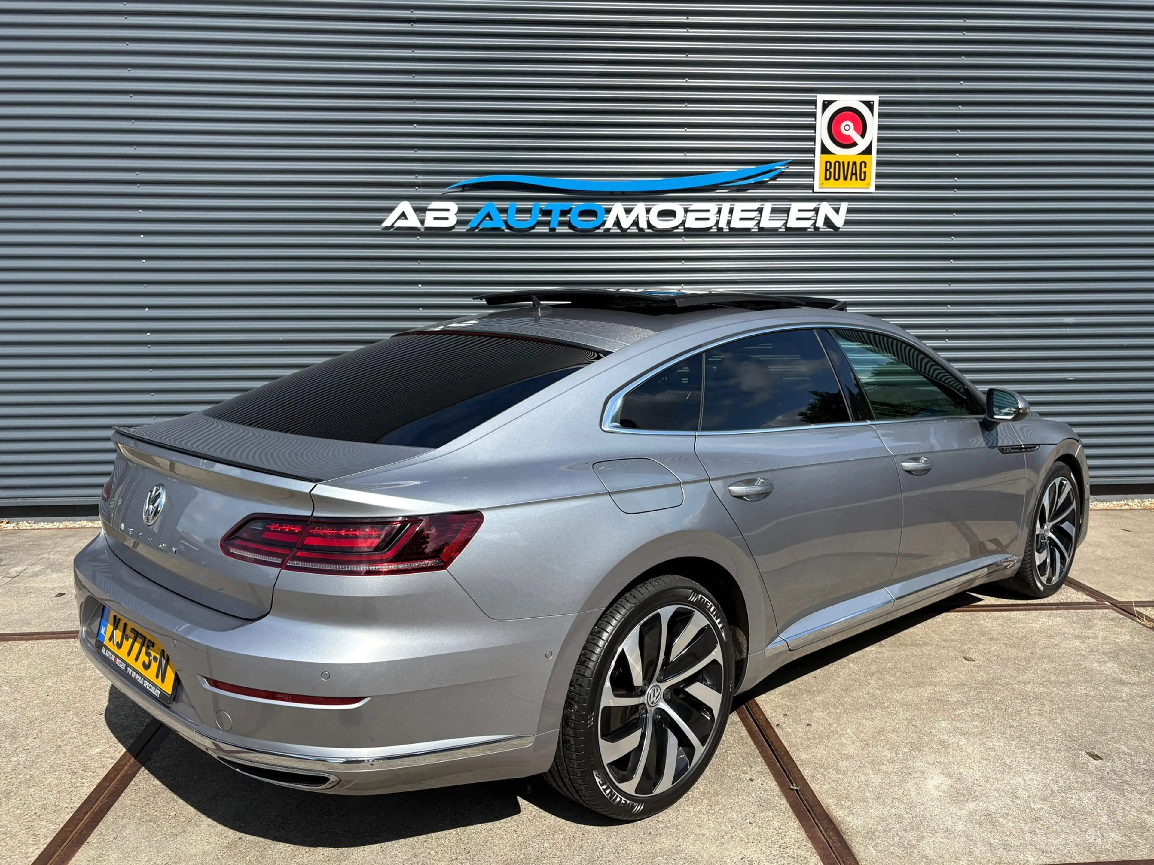 Volkswagen Arteon 2.0 TDI R-LINE CAMERA/ PANORAMA/ PARK ASSIST — photo 5